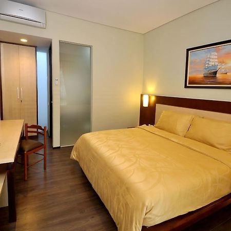 Cozy Boutique Guest House Malang Exterior foto